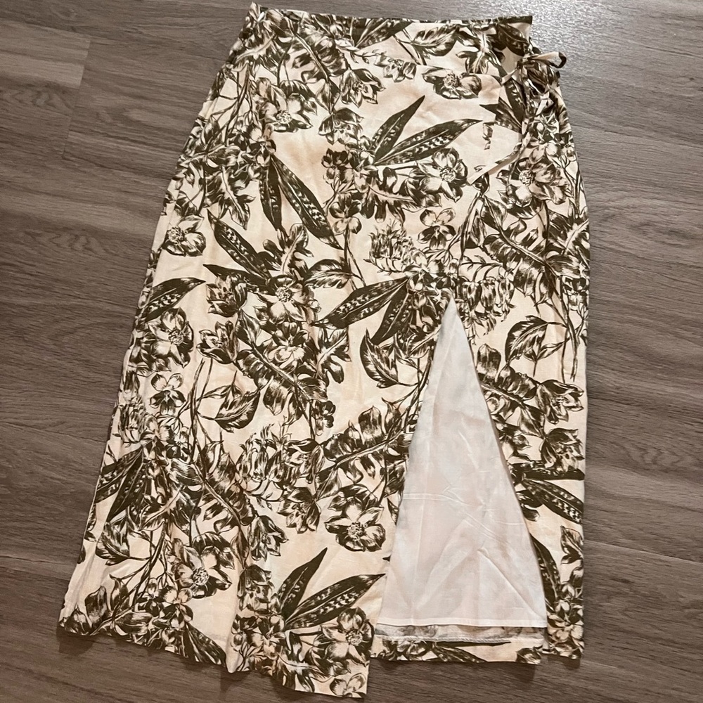 Abercrombie & Fitch Midi Wrap Skirt